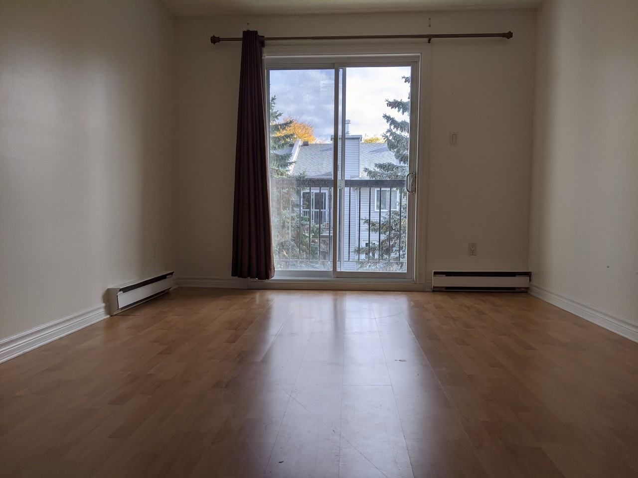 175 Avenue des Jonquilles - Photo 2 of 13