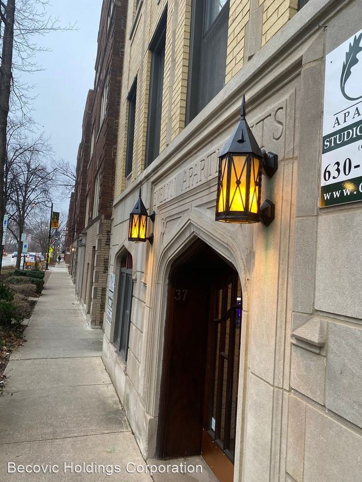 OP Apartments - Photo 3 of 23