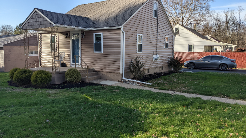 2425 E Ave - Photo 2 of 19