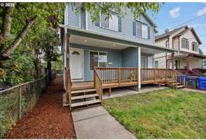 featured image of 3552 Southeast 66th Avenue