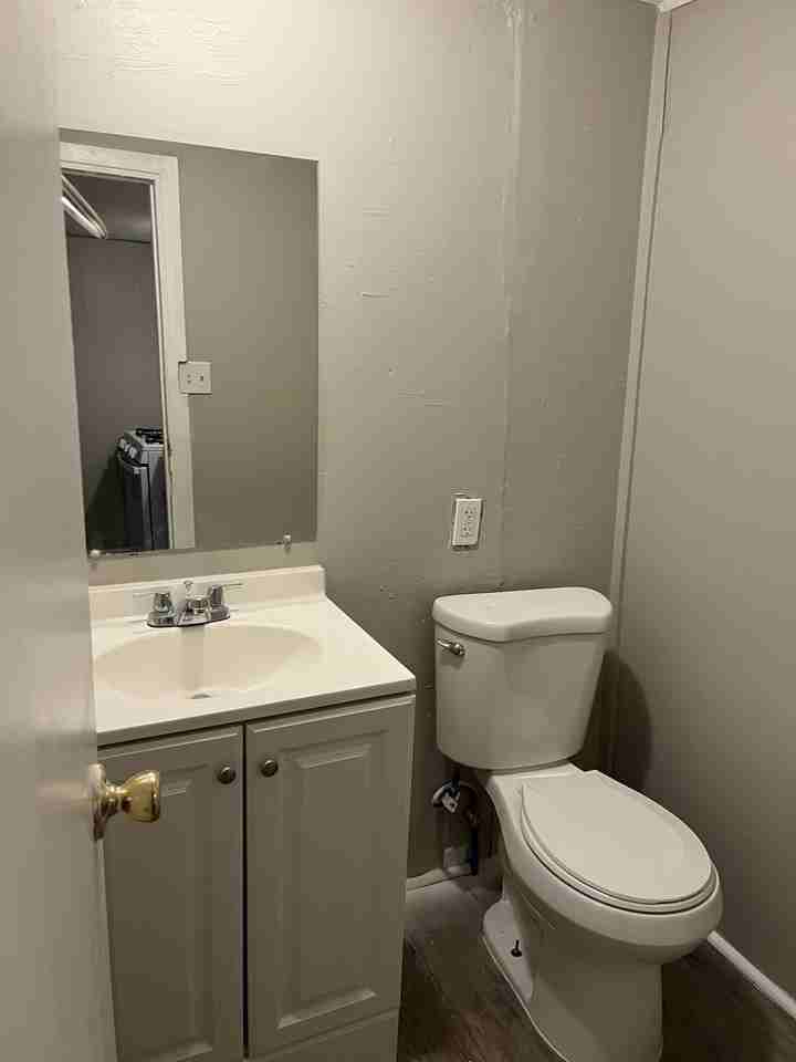 210 E Sixth St #2 - Photo 5 of 10