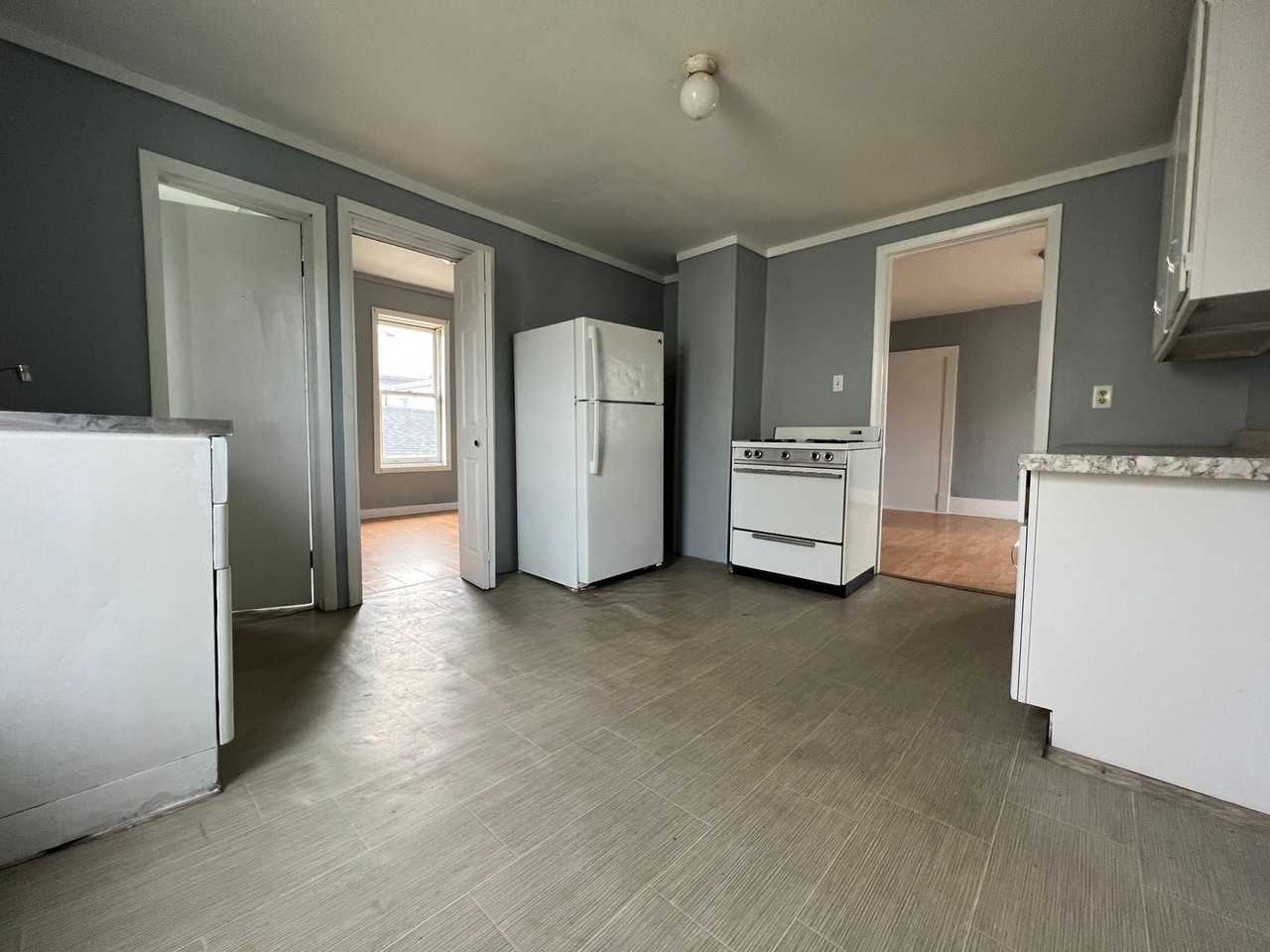 1709 Walnut St - Photo 2 of 6