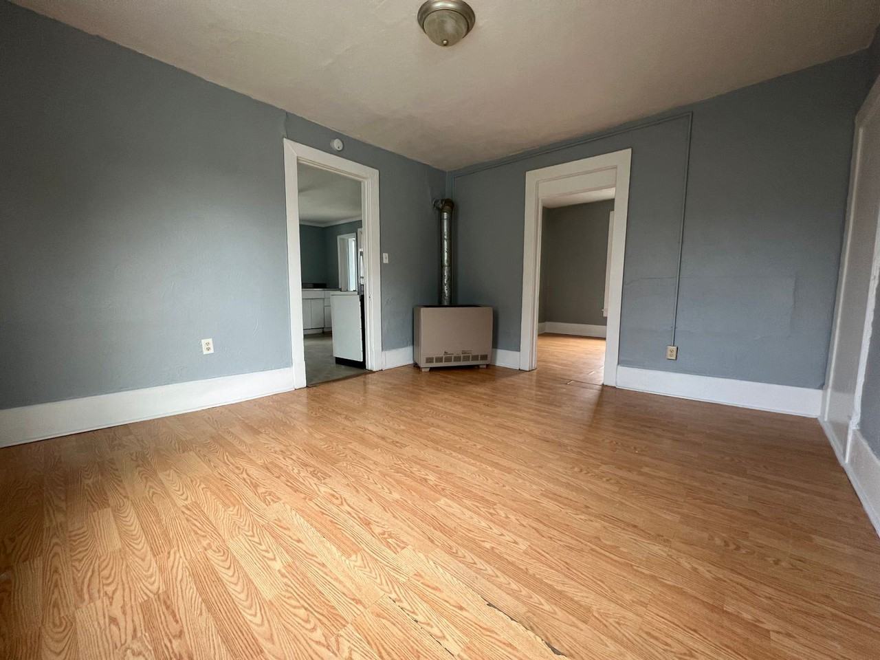 1709 Walnut St - Photo 3 of 6