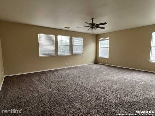 8834 Ridgefront - Photo 2 of 5