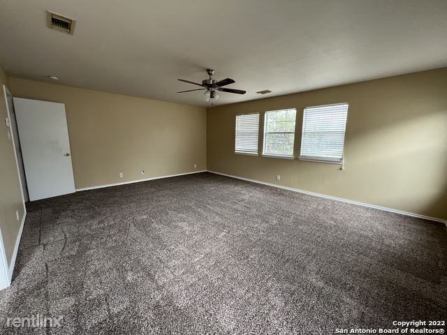 8834 Ridgefront - Photo 3 of 5