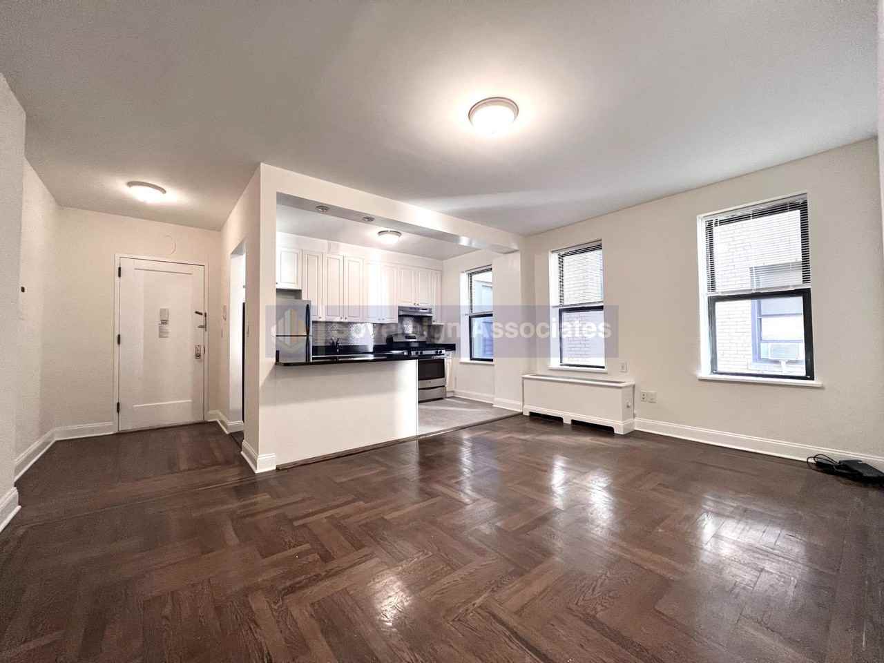 105 Pinehurst Ave #23