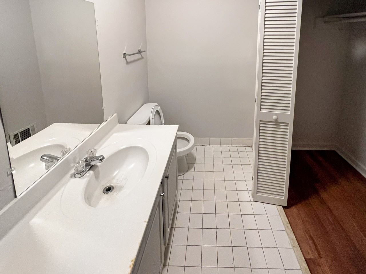 East Ave Nw - Photo 4 of 7