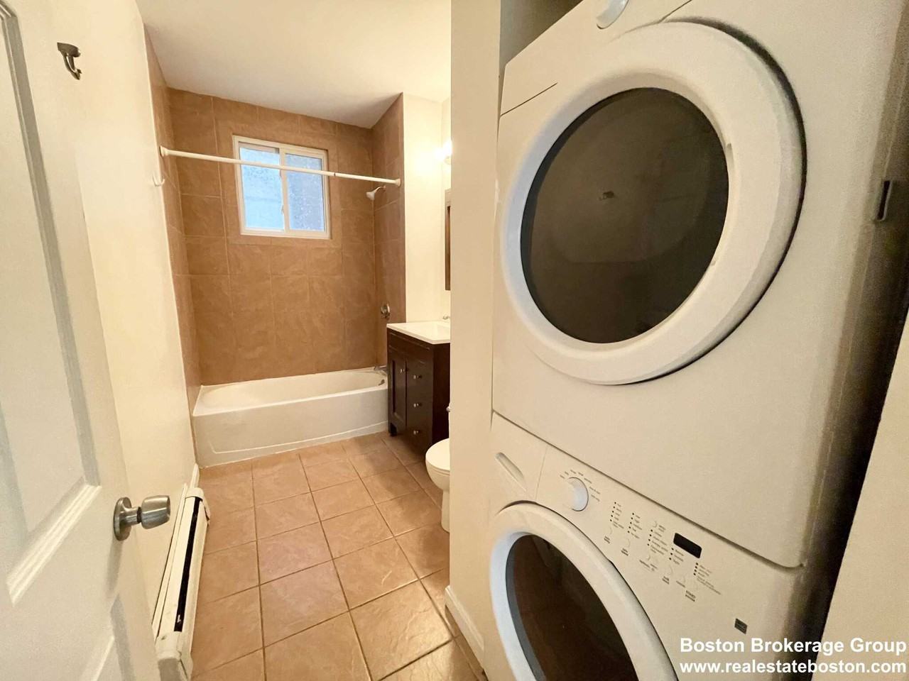 Delle Ave - Photo 6 of 12