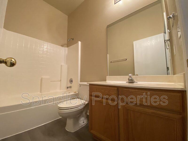 217 Meadowbrook Dr - Photo 6 of 10