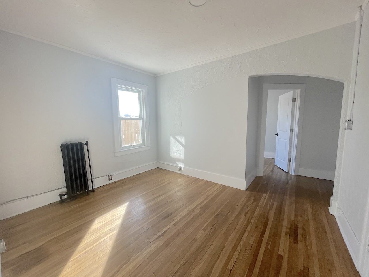 1469 Ottawa St - Photo 3 of 13