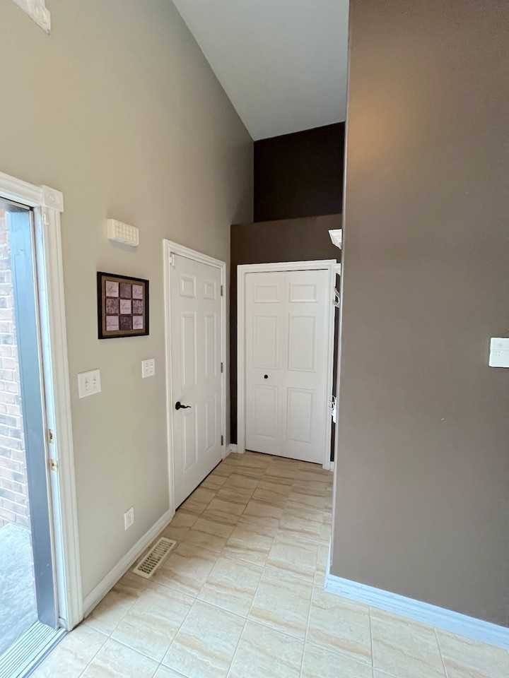 243 King James Ave - Photo 3 of 38