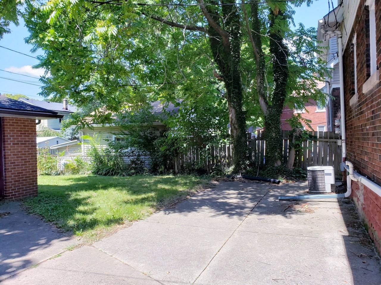 405-407 Partington Ave - Photo 2 of 22