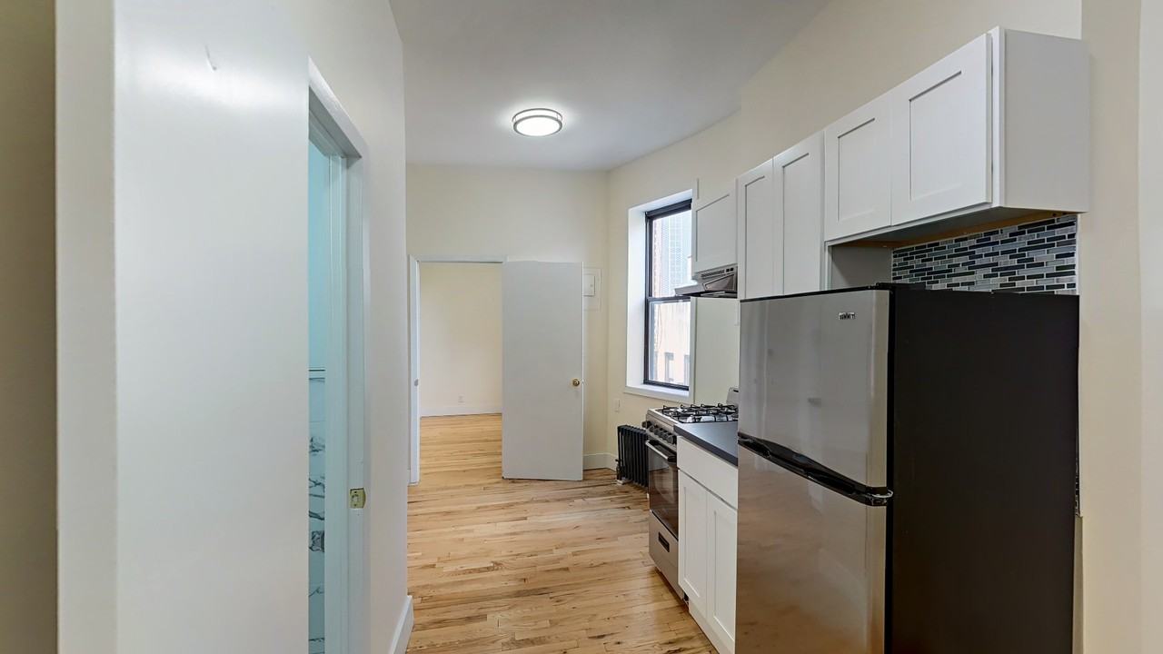 9 Stanton Street - Photo 3 of 12