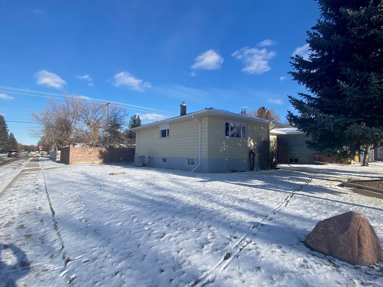 2003 13 Ave S - Photo 2 of 30