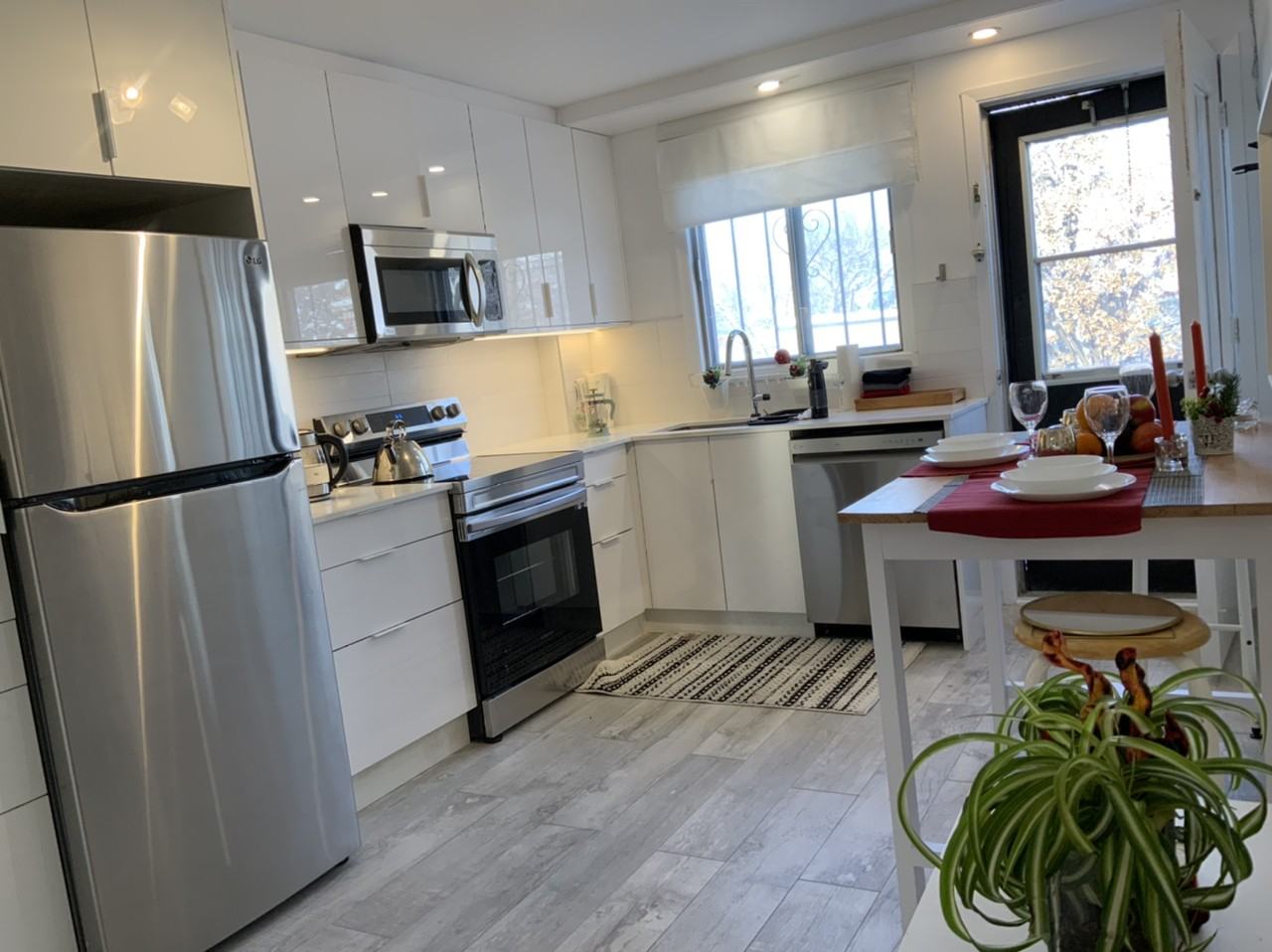 1733 Rue St-Hubert - Photo 5 of 12
