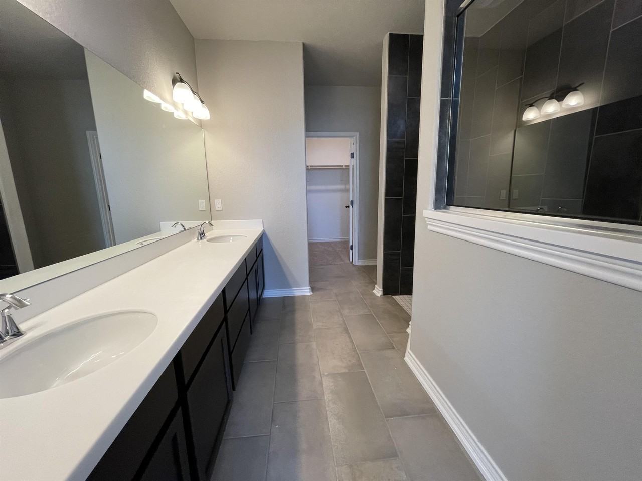 8022 Calma St #1 - Photo 4 of 10