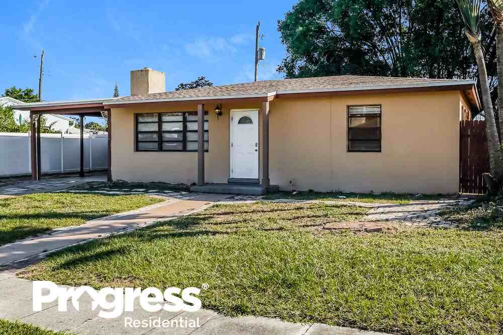 2344 Beech Rd - Photo 3 of 16