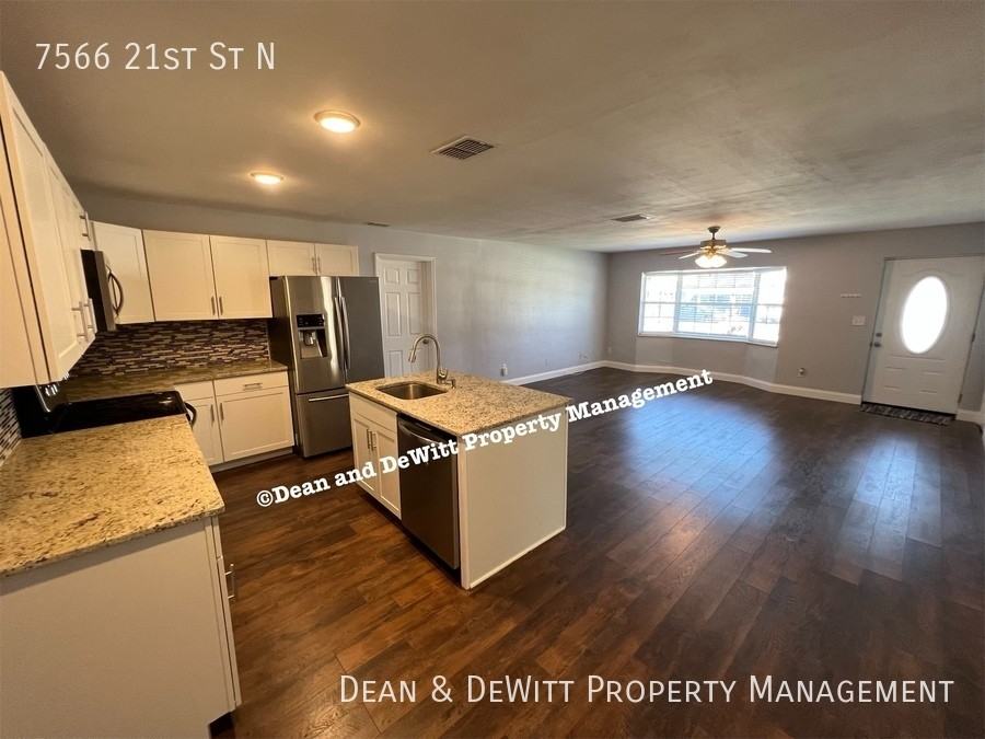 7566 21st St N - Photo 2 of 24