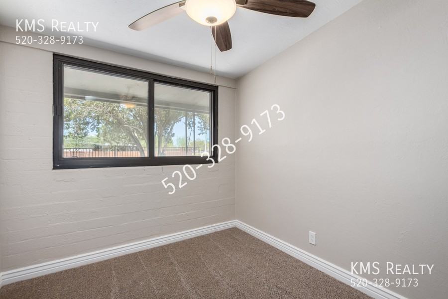 5481 S Alaska Dr - Photo 6 of 21