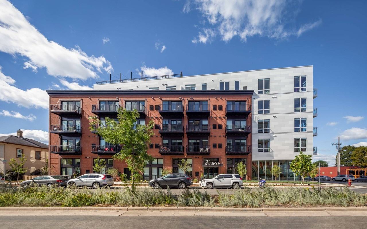 Frances - Photo 2 of 17