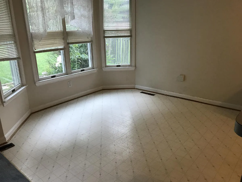 22226 Valleyview Dr - Photo 2 of 13