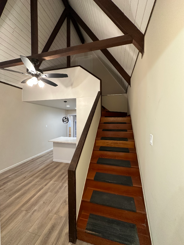 1375 Columbia St - Photo 7 of 14