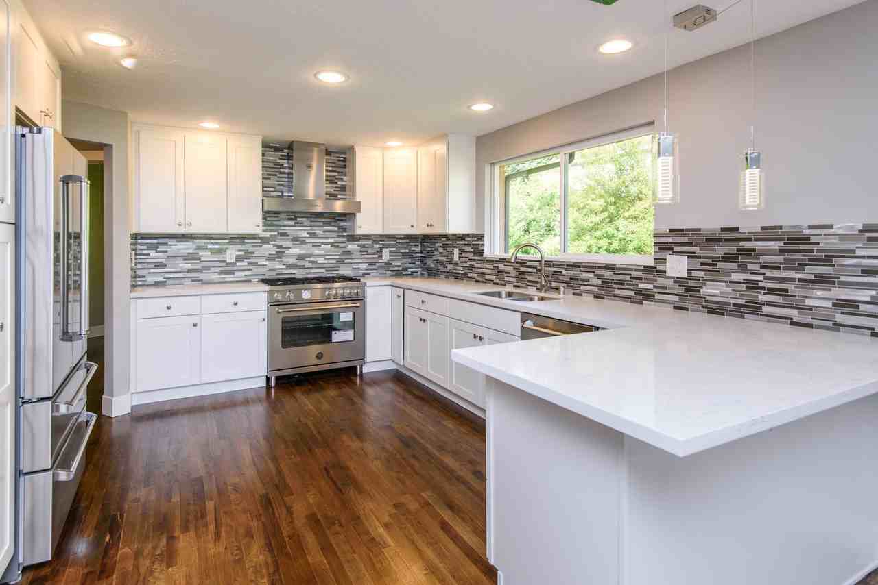 11444 Se 72nd St #1 - Photo 3 of 16