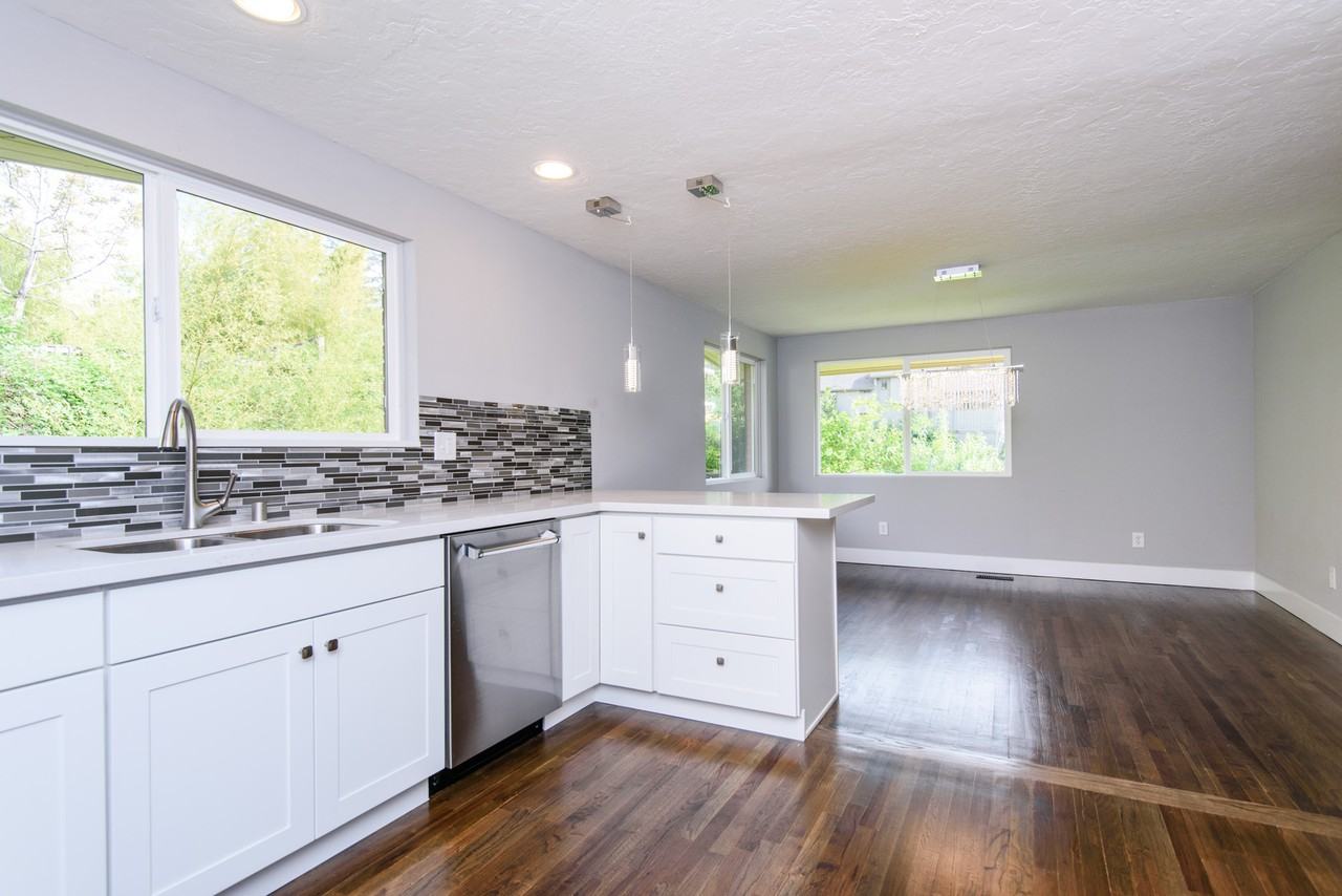 11444 Se 72nd St #1 - Photo 2 of 16