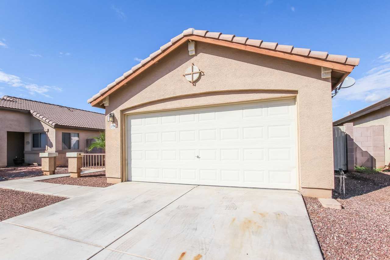 10758 W Del Rio Ln - Photo 3 of 21
