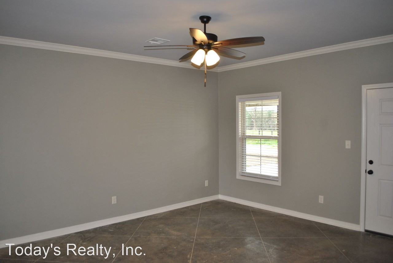 1249 Highway 820 - Photo 2 of 14