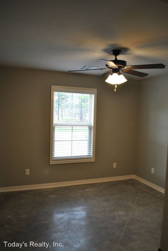 1249 Highway 820 - Photo 3 of 14