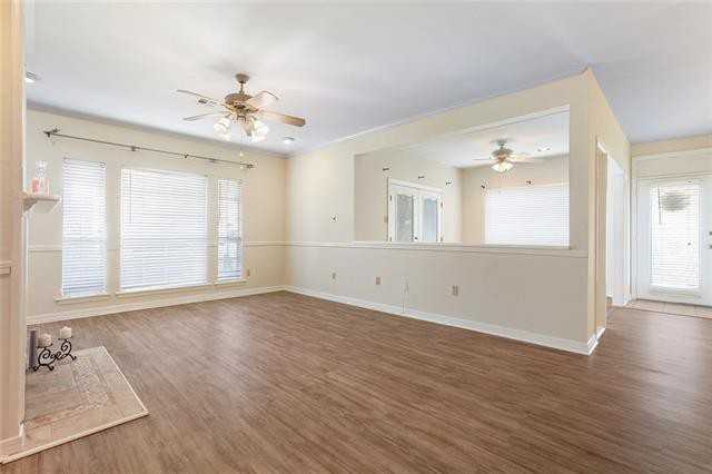 3913 Audubon Trce - Photo 2 of 11