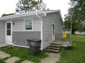 904 Se 10th St - Photo 1 of 1