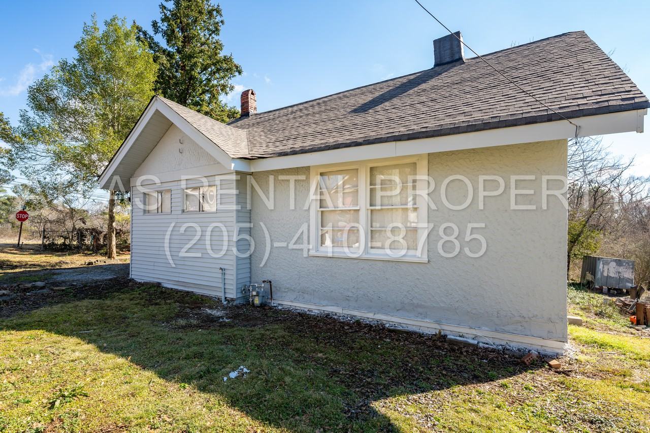 186 Nashua Cir - Photo 3 of 23