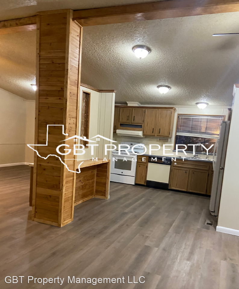 3028 Fm 822 - Photo 3 of 16