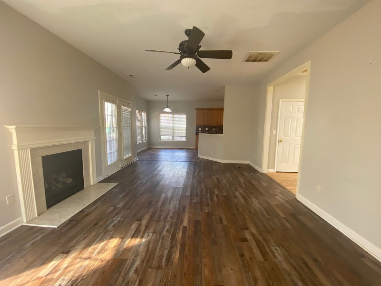 12129 Hampton Place Dr - Photo 2 of 22