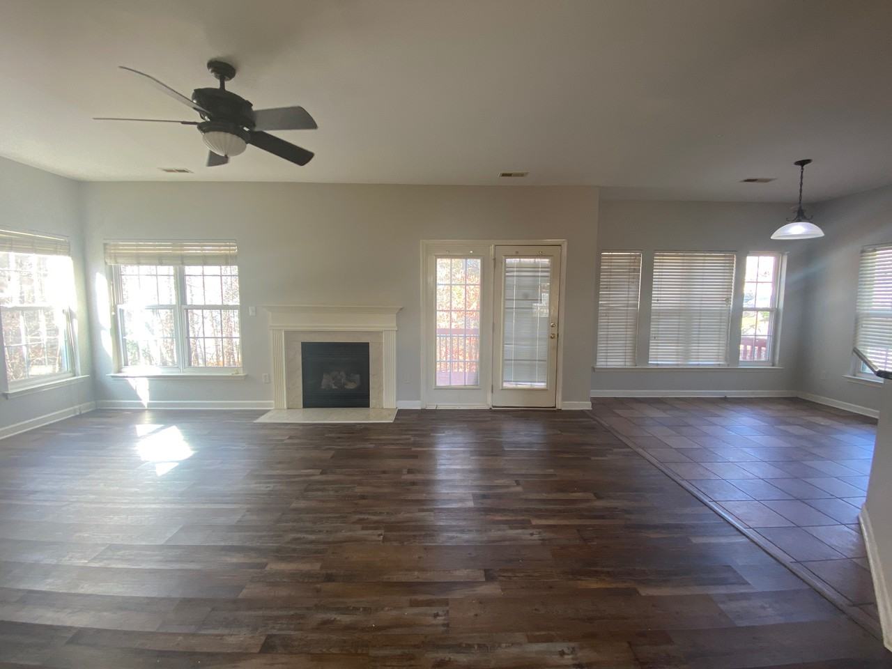 12129 Hampton Place Dr - Photo 3 of 22