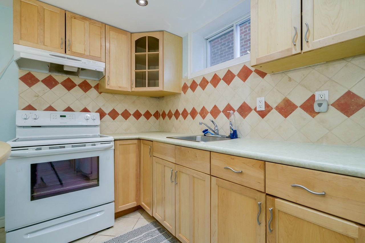 545 Brimley Road - Photo 3 of 14