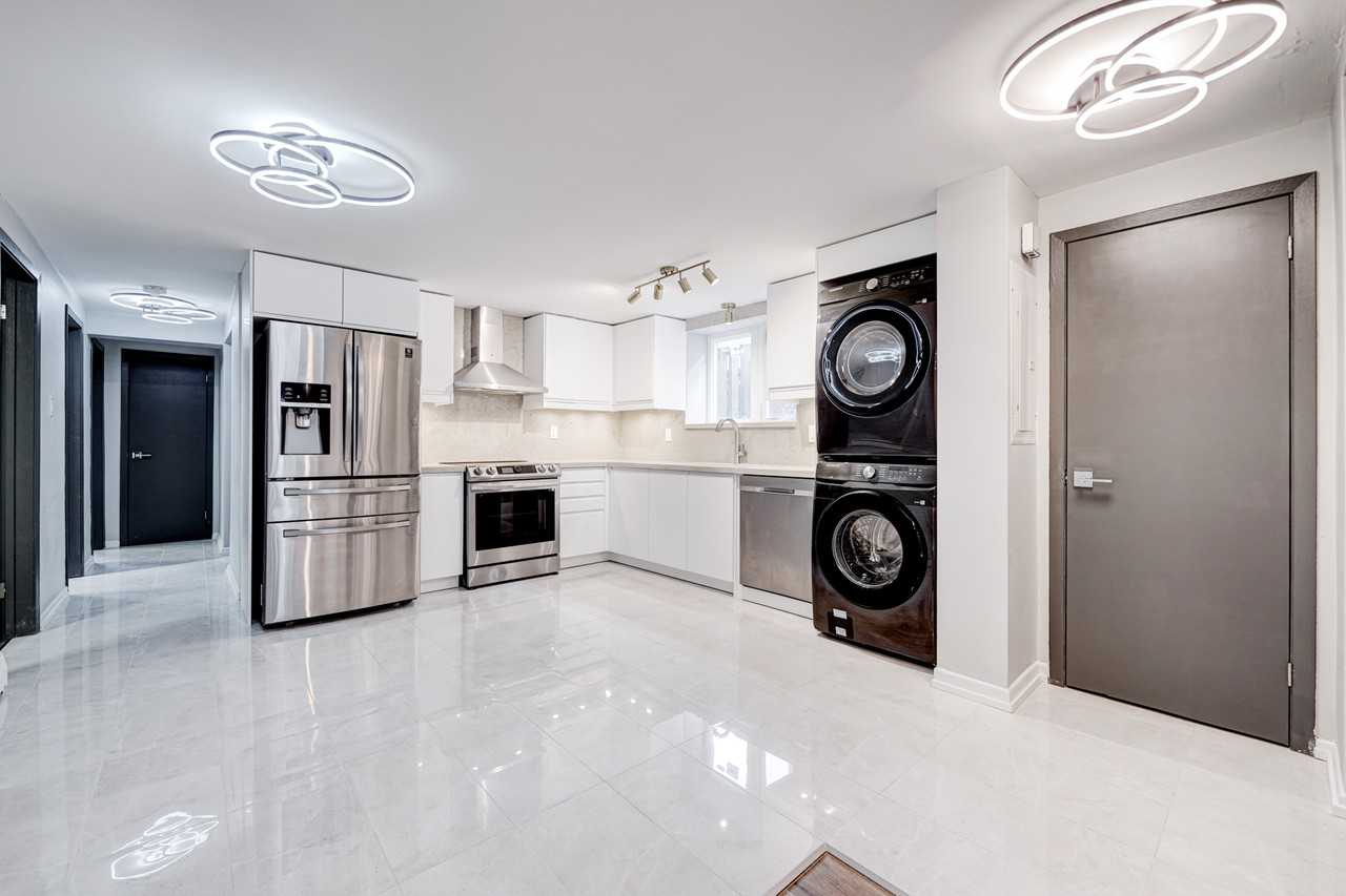 407 Kipling Avenue #1