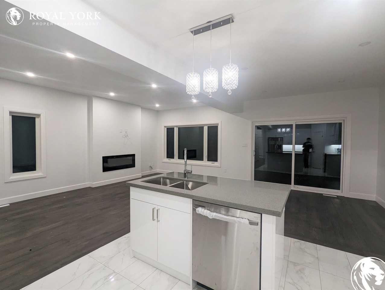 2670 2670 Bobolink Lane #1 - Photo 2 of 37