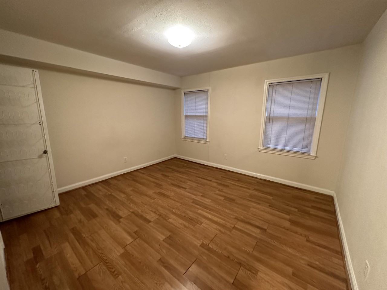 1928 1928 North BoulevardUnit 02 - Photo 5 of 9