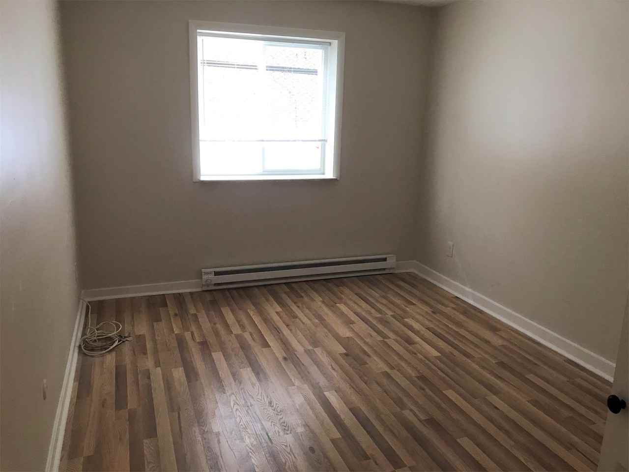 151 Robinson St #27 - Photo 6 of 17