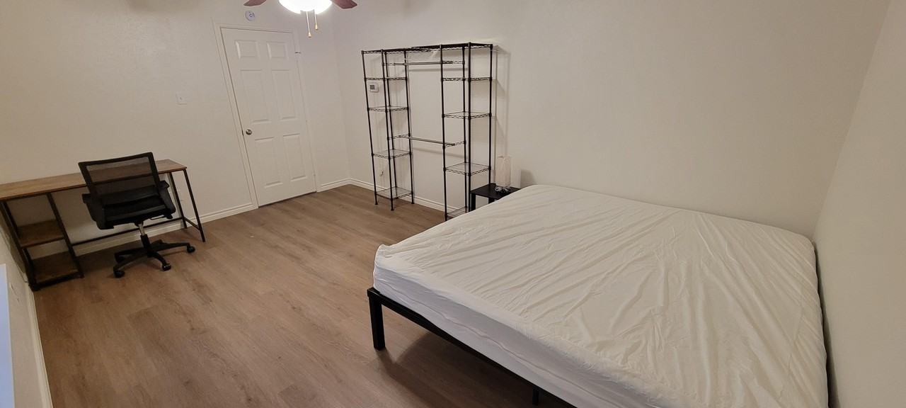 Bluefield Rd - Photo 4 of 7