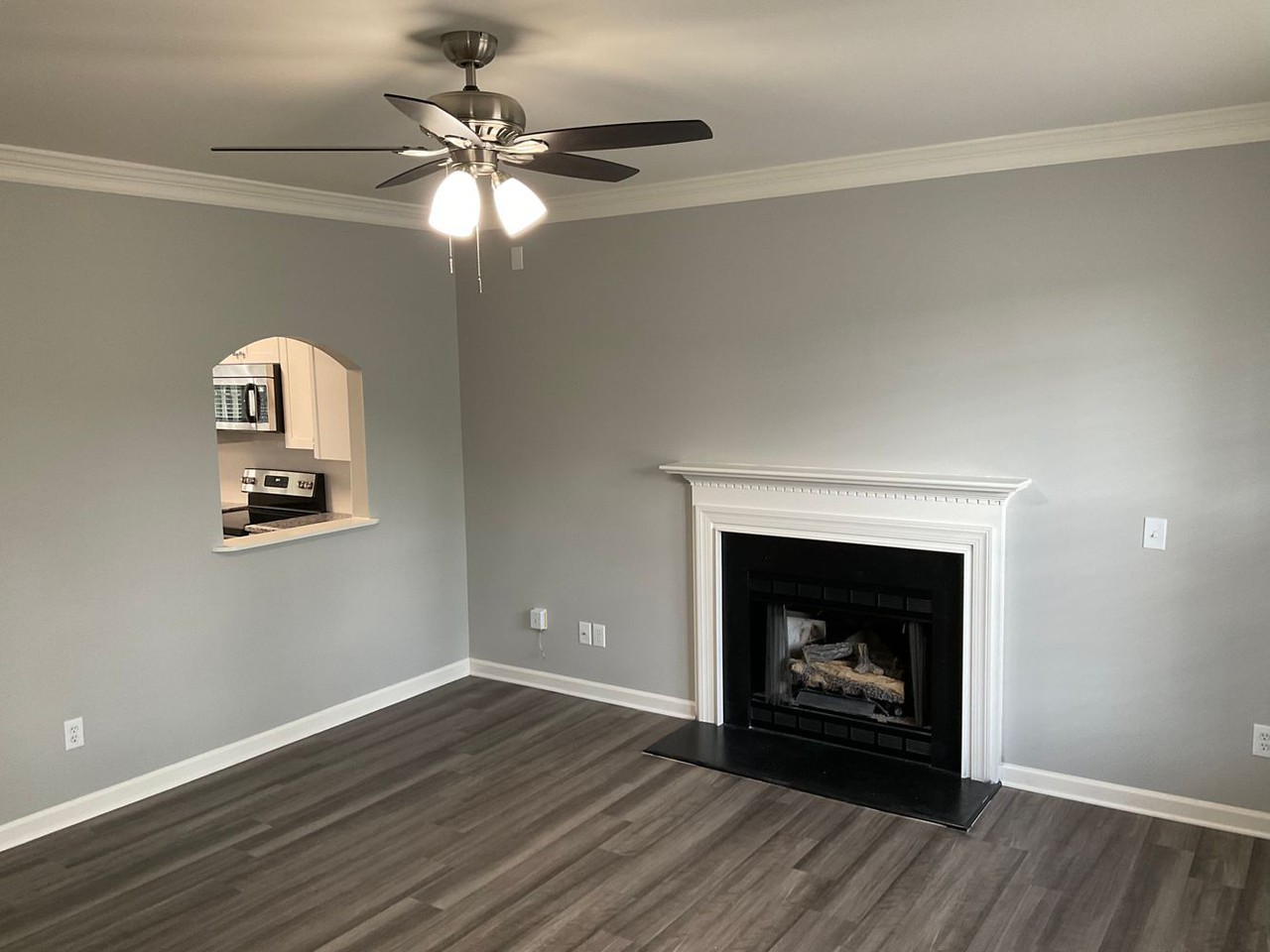 5427 Bradburn Dr - Photo 3 of 13