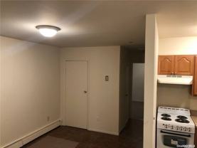 2 Bedroom Apartments for Rent in East Meadow, NY