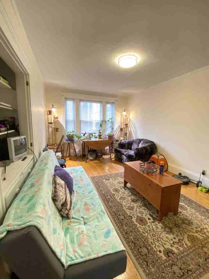 Fairfield St - Photo 3 of 30