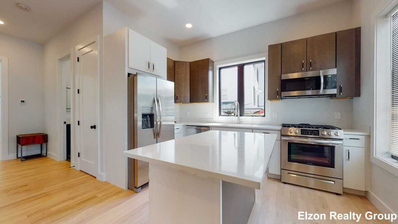 Lane Park - Photo 2 of 22