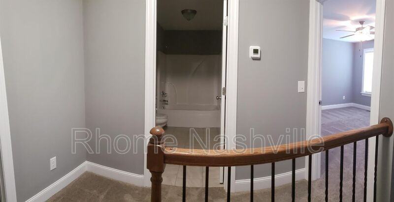 401 Caldwell Dr #4 - Photo 5 of 10