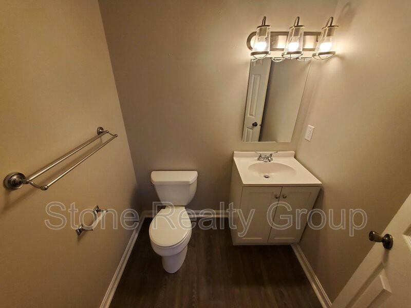 3351 E Margaret Dr - Photo 5 of 10