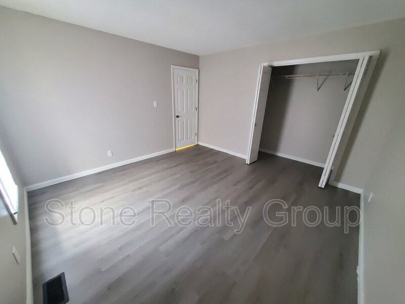 3351 E Margaret Dr - Photo 6 of 10